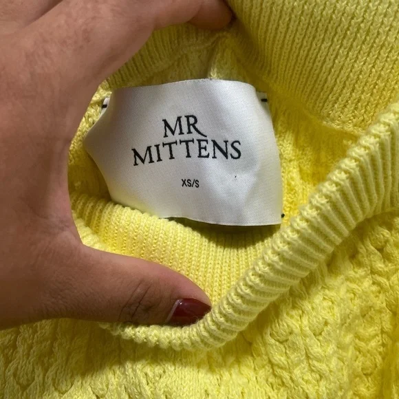 I Love Mr. Mittens Yellow Lace Shorts Size XS/S